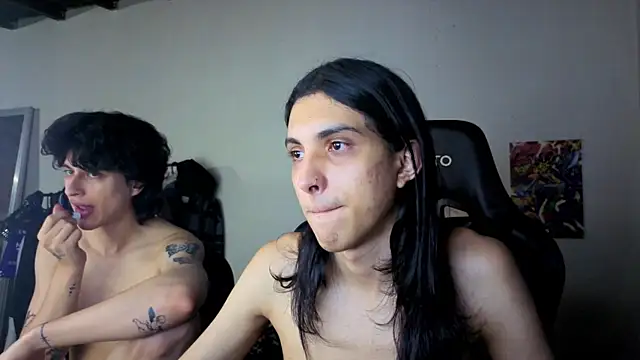 angelitofemboy online show from 2, 12, 2025