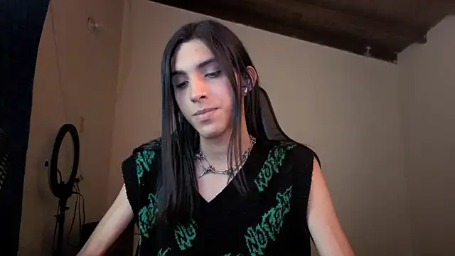 Snapshot of angelitofemboy chatting on 3, 5, 2026 angelitofemboy online show from 3, 5, 2026