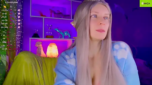 Flash Summer online show from 1, 12, 2025