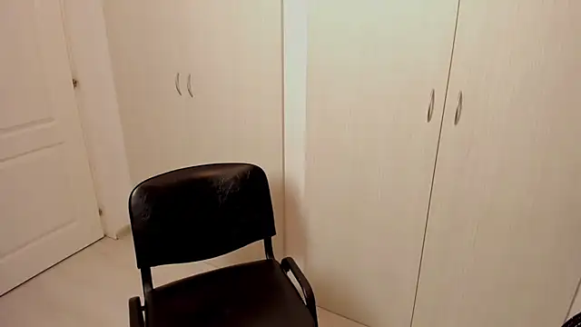 Sherrydon Xo online show from 16, 11, 2025