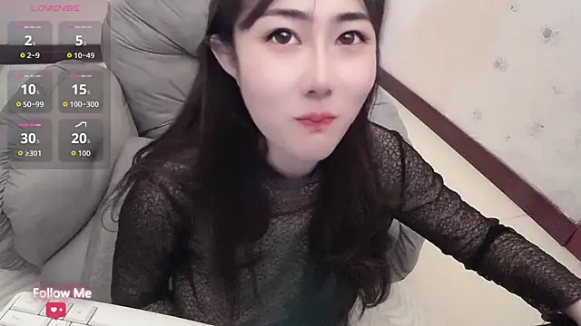 qiqi-- online show from 26, 4, 2026