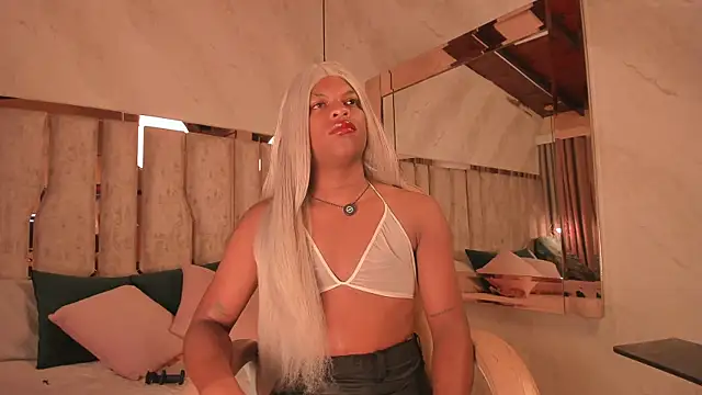 ari monet online show from 13, 11, 2025