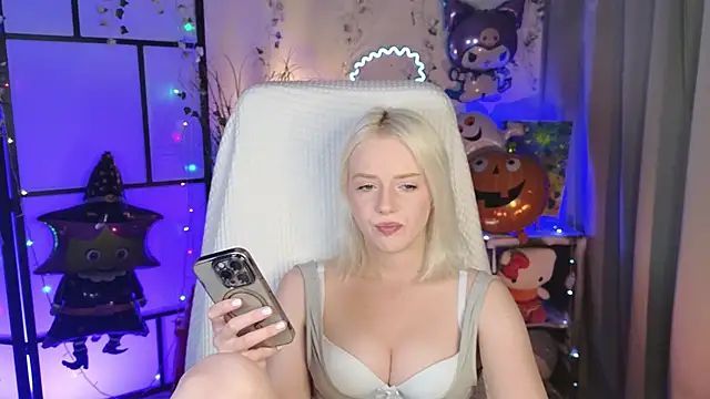 ImBonBon online show from 8, 10, 2025