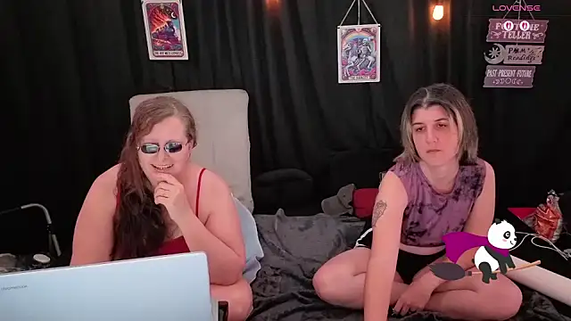 Sexy Mama-69 online show from 7, 11, 2025