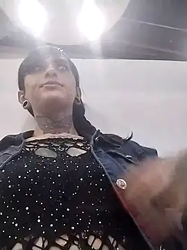 Snapshot of emma_onassis_17 chatting on 7, 3, 2025 emma onassis 17 online show from 7, 3, 2025