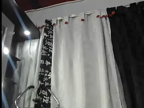 Snapshot of emma_onassis_17 chatting on 31, 1, 2025 emma onassis 17 online show from 31, 1, 2025