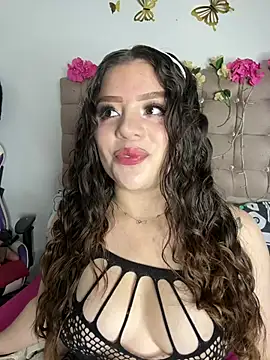 Jullieetta online show from 30, 6, 2026