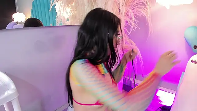 EriKlein online show from 8, 11, 2025