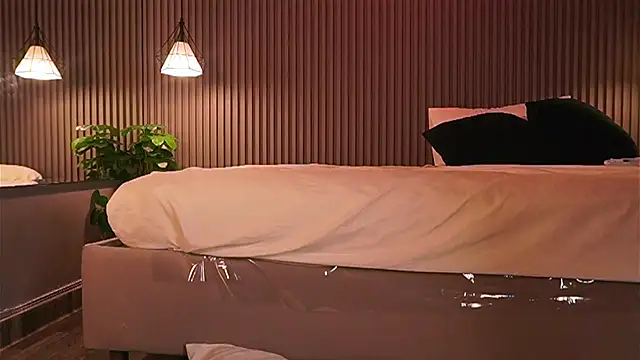 EriKlein online show from 13, 4, 2026