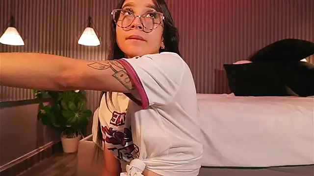 EriKlein online show from 4, 3, 2026