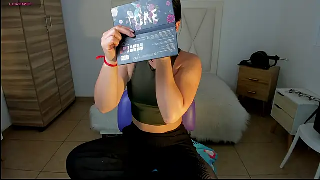 Nata bernett online show from 27, 4, 2026
