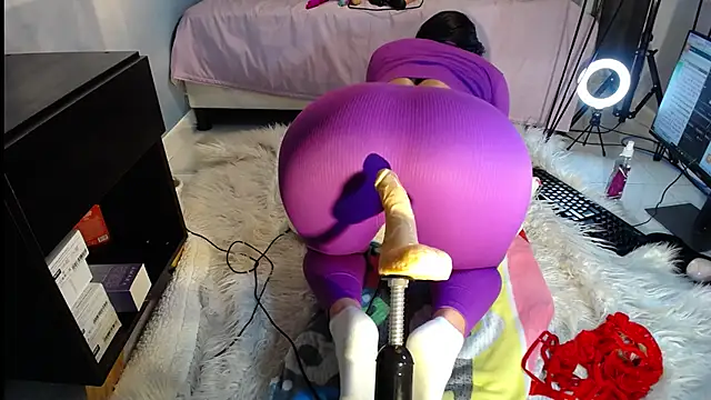 Snapshot of Nata_bernett chatting on 8, 3, 2025 Nata bernett online show from 8, 3, 2025