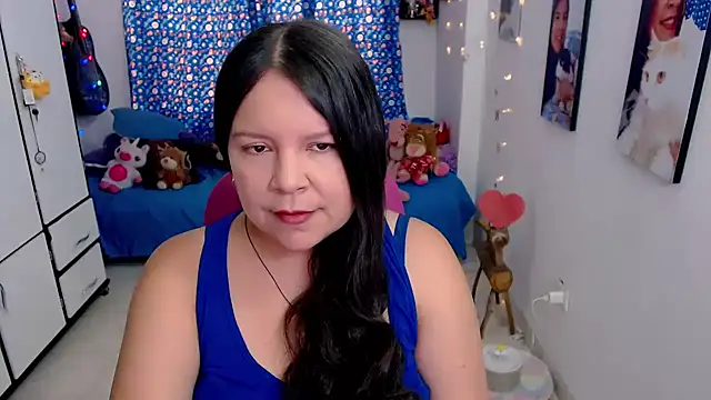 claryssa  online show from 13, 3, 2026