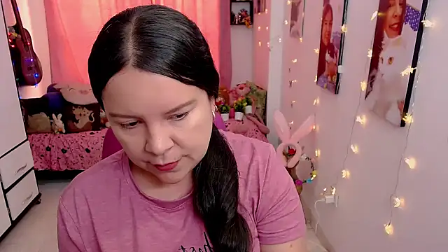 claryssa  online show from 3, 4, 2026