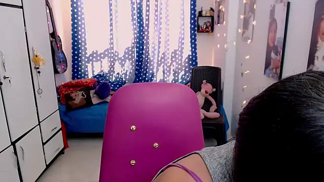 claryssa  online show from 6, 11, 2025