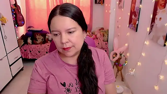 claryssa  online show from 24, 4, 2026