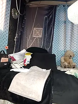 Horny kaylee online show from 11, 2, 2026