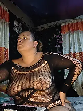 Horny kaylee online show from 16, 6, 2026