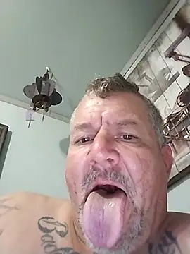 Snapshot of bigdoog8 chatting on 15, 5, 2026 bigdoog8 online show from 15, 5, 2026