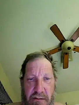 Hugebwc102 online show from 8, 10, 2025