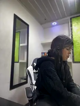 emily rosse04 online show from 10, 10, 2025