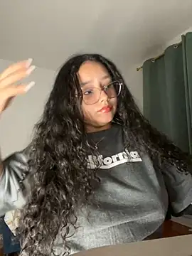 CurlyGirl 1 online show from 9, 10, 2025