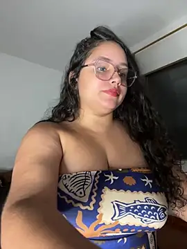 CurlyGirl 1 online show from 4, 11, 2025