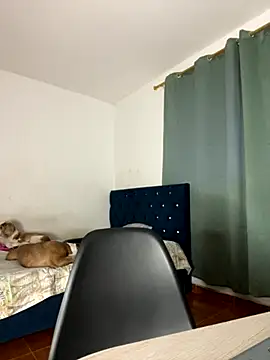 CurlyGirl 1 online show from 11, 11, 2025