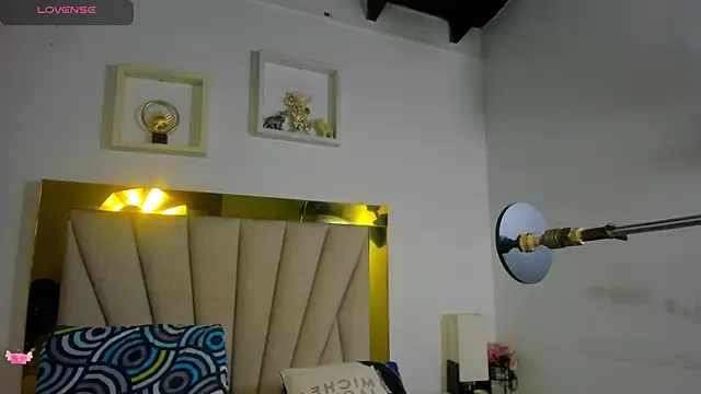 angel dthroatt online show from 3, 2, 2025