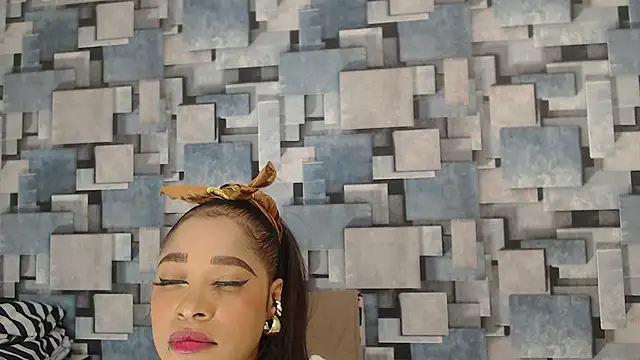 angel dthroatt online show from 4, 12, 2025