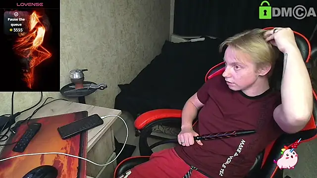 Alexis Gordon online show from 13, 10, 2025