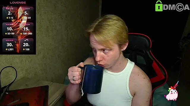 Alexis Gordon online show from 28, 10, 2025