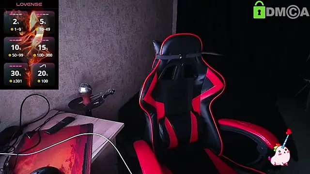 Alexis Gordon online show from 17, 10, 2025