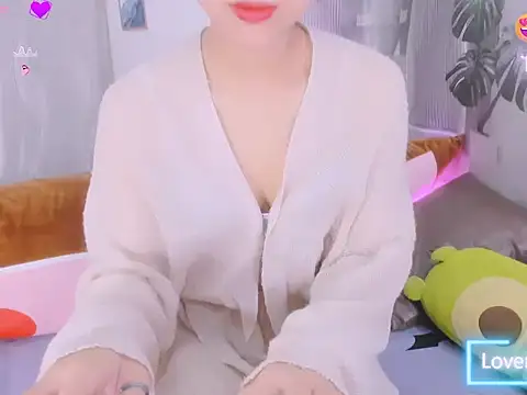 Snapshot of Ly__ chatting on 3, 6, 2026 Ly online show from 3, 6, 2026