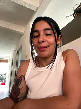 Snapshot of Meganmilk1 chatting on 12, 11, 2025 Meganmilk1 online show from 12, 11, 2025