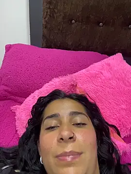 Meganmilk1 online show from 4, 3, 2026