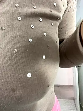 Snapshot of Meganmilk1 chatting on 22, 10, 2025 Meganmilk1 online show from 22, 10, 2025