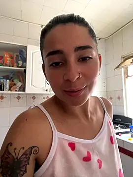 Snapshot of Meganmilk1 chatting on 7, 11, 2025 Meganmilk1 online show from 7, 11, 2025