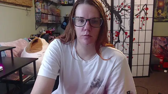Sarahtineke online show from 30, 5, 2026