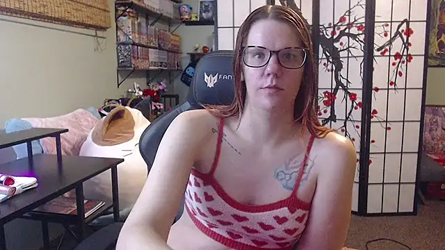 Sarahtineke online show from 28, 5, 2026