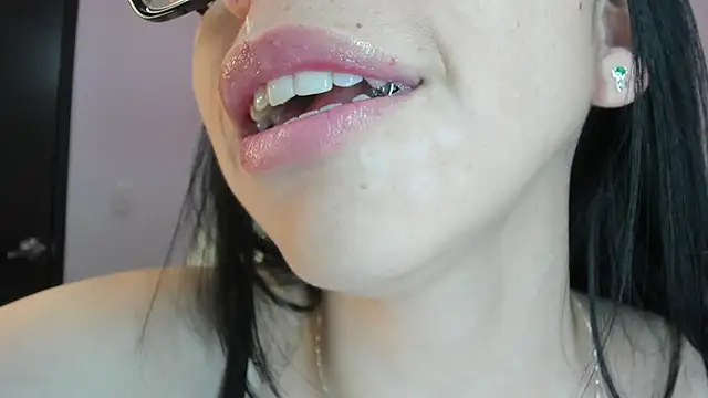 Snapshot of Katty_mouth chatting on 15, 4, 2026 Katty mouth online show from 15, 4, 2026