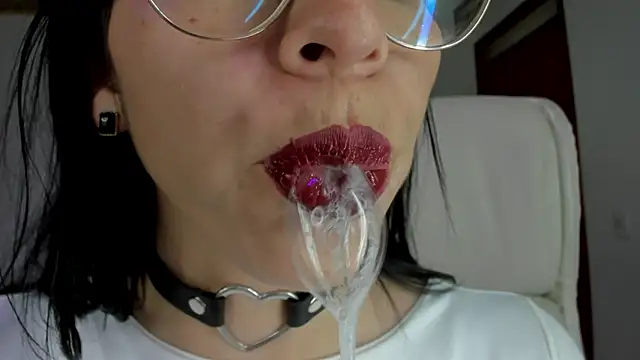 Snapshot of Katty_mouth chatting on 14, 2, 2025 Katty mouth online show from 14, 2, 2025
