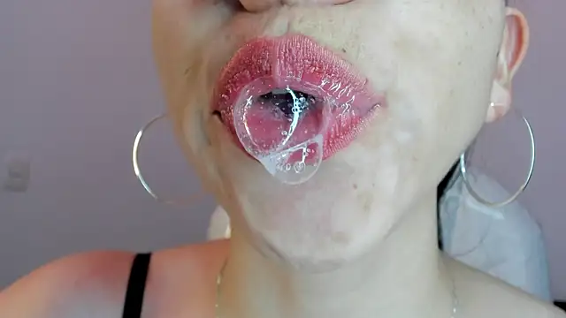 Katty mouth online show from 4, 6, 2026