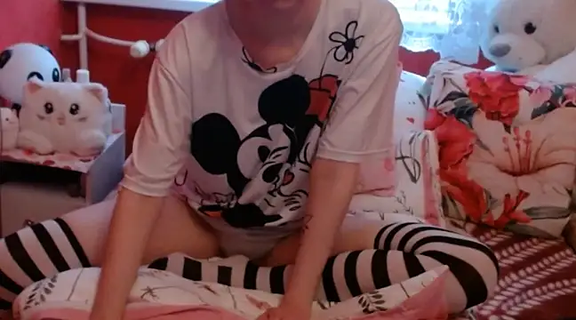 lovely nekochan online show from 3, 3, 2025