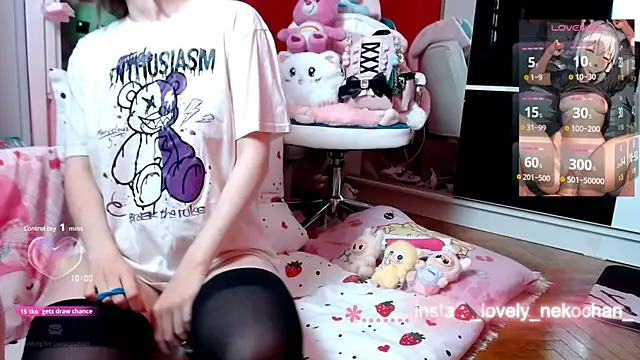 lovely nekochan online show from 9, 10, 2025