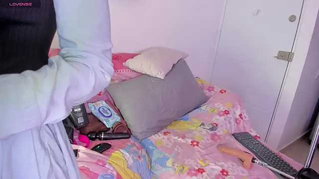 kimmysantoo online show from 29, 5, 2026