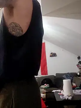 Snapshot of eltoulou chatting on 1, 3, 2025 eltoulou online show from 1, 3, 2025