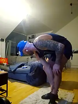 Snapshot of eltoulou chatting on 9, 1, 2026 eltoulou online show from 9, 1, 2026