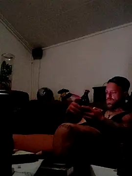 Snapshot of eltoulou chatting on 5, 3, 2025 eltoulou online show from 5, 3, 2025