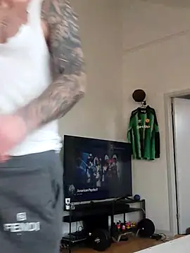 Snapshot of eltoulou chatting on 2, 3, 2025 eltoulou online show from 2, 3, 2025